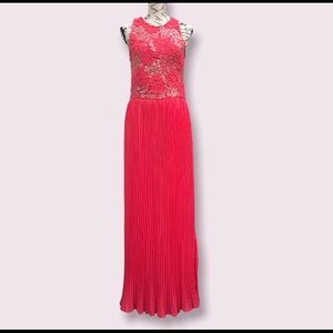 VivaYou Red with Gold Sequins Floor Length Formal Gown / Large / EUC